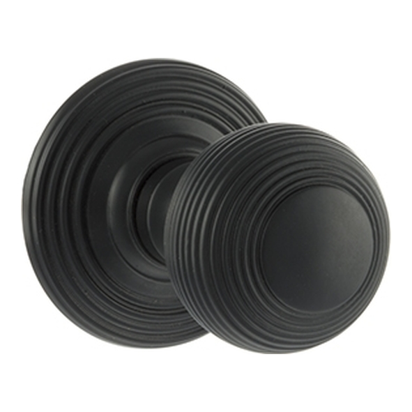 OE50RMKMB  Matt Black  Old English Ripon Reeded Mortice Knobs on Concealed Fix Roses