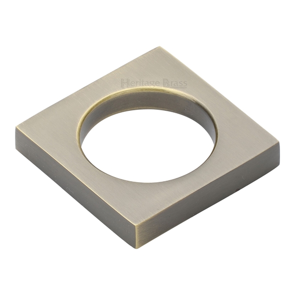 C4465-AT • 32 x 40 x 40 x 40mm • Antique Brass • Heritage Brass Square Ring Pull Cabinet Knob