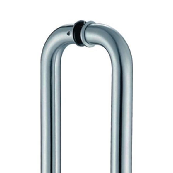 402/19/BB/600-04 • 600 x 19mm Ø • Satin Stainless • Format Grade 304 Back To Back Round Bar Pull Handles
