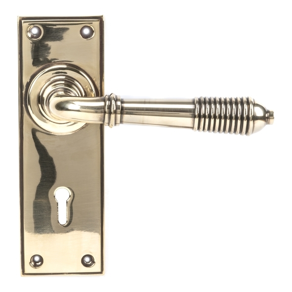 33040 • 152 x 50 x 8mm • Aged Brass • From The Anvil Reeded Lever Lock Set