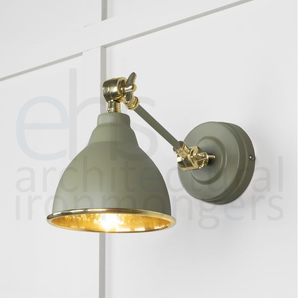 49719STU • 139 x 124mm • Hammered Brass • From The Anvil Brindley Wall Light in Tump