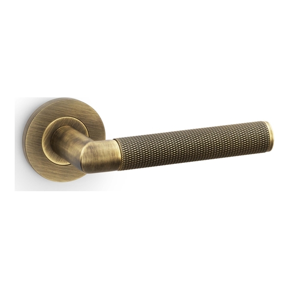 AW210AB • Antique Brass • Alexander & Wilks Harrier Knurled Levers on Round Roses