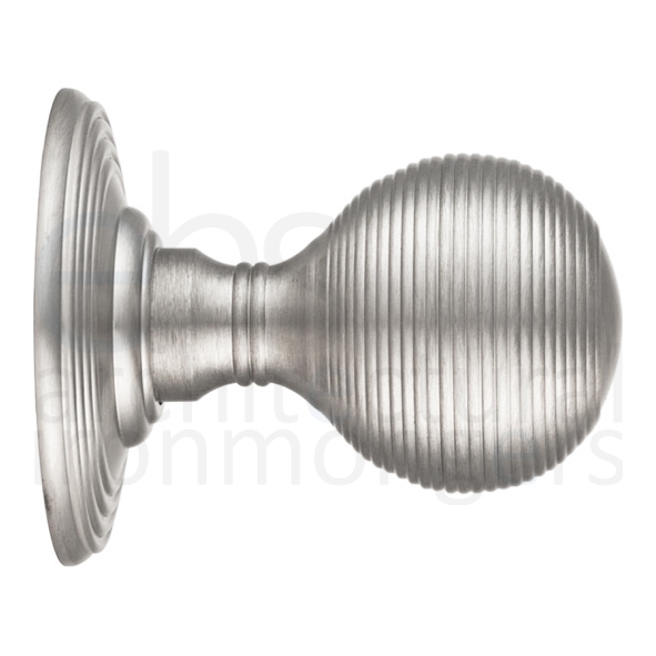 DK37CSC • Satin Chrome • Delamain Reeded Mortice Knobs On Concealed Fix Round Roses
