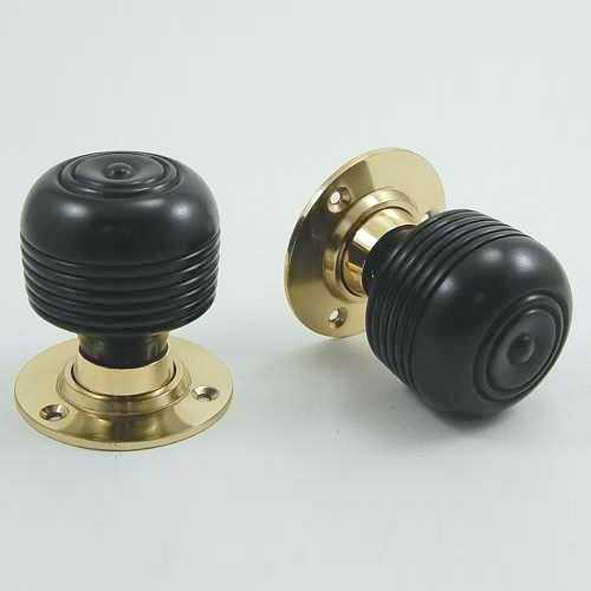 DKF615MXC-PBL  Ebony / Lacquered Brass  Timber Cottage Knobs On Round Roses