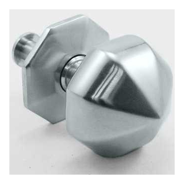 FCK001-067-CP  67mm Rose x 67mm Knob  Polished Chrome  Churchill Heavy Centre Door Knob