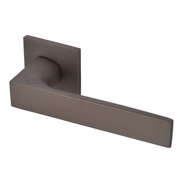 5M-3950-Q-141 � Venetian Bronze � Sorrento Barcelona Levers On Square Roses