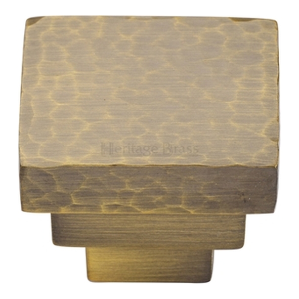 HAM3672-32-AT � 32 x 17 x 25mm � Antique Brass � Heritage Brass Square Hammered Stepped Cabinet Knob