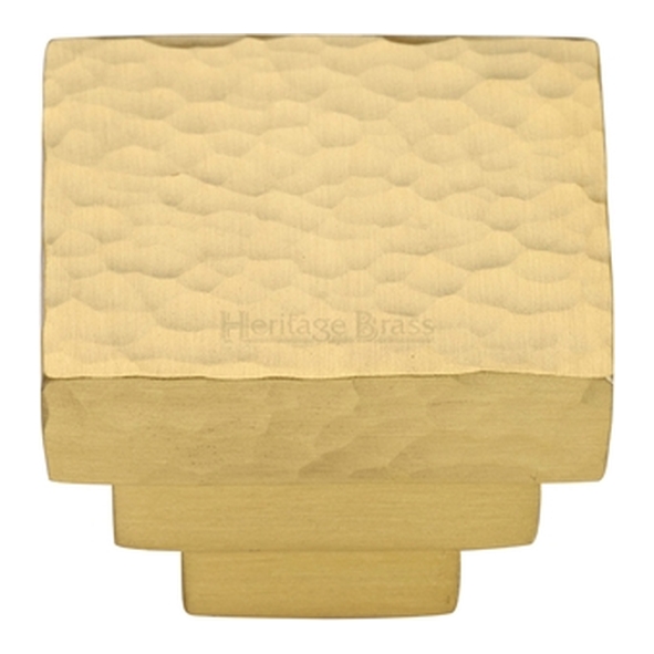 HAM3672-32-SB � 32 x 17 x 25mm � Satin Brass � Heritage Brass Square Hammered Stepped Cabinet Knob