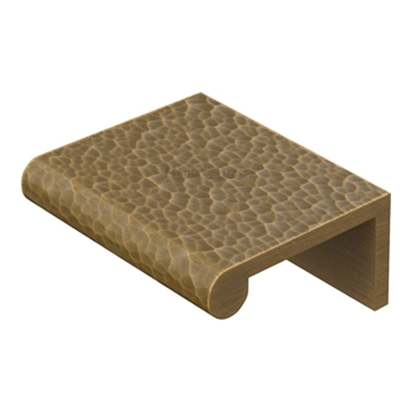 HAMEPR50-40-AT � 50 x 40 x 3.0mm � Antique Brass � Heritage Brass Angled Hammered Heavy Finger Pull