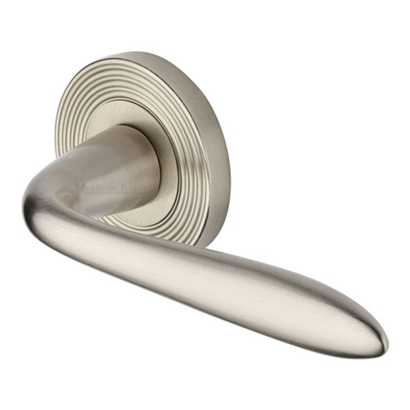 RR1752-SN  Satin Nickel  Heritage Brass Sutton Reeded Lever Furniture on Round Rose