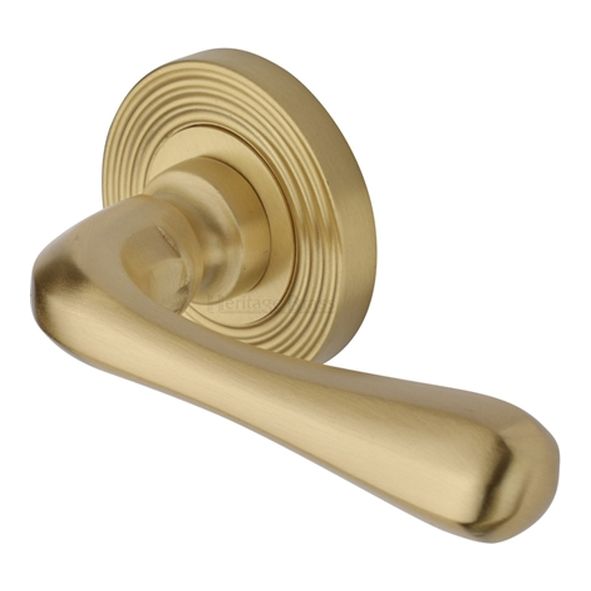 RR3022-SB • Satin Brass • Heritage Brass Charlbury Reeded Lever Furniture on Round Rose