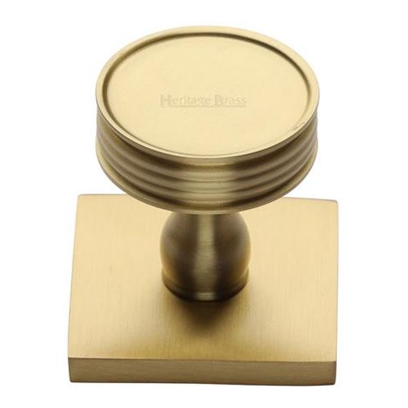 SQ4547-SB • 32 x 38 x 36mm • Satin Brass • Heritage Brass Venetian Cabinet Knob On Square Backplate