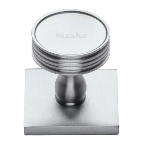 SQ4547-SC  32 x 38 x 36mm  Satin Chrome  Heritage Brass Venetian Cabinet Knob On Square Backplate