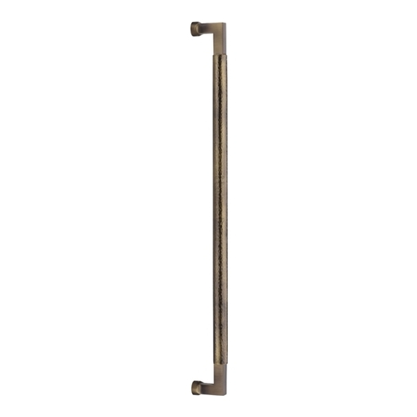 V1317-635-AT � 635mm � Antique Brass � Heritage Brass Bauhaus Hammered Pull Handle