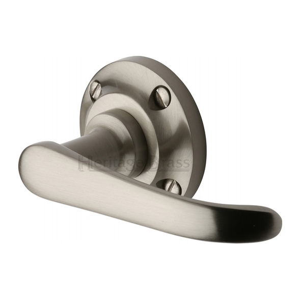 V720-SN • Satin Nickel • Heritage Brass Windsor Levers On Traditional Round Roses