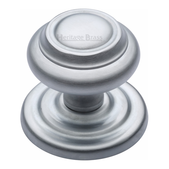 V905-SC • 89mm Rose x 76mm Knob • Satin Chrome • Heritage Brass Ringed Centre Door Knob