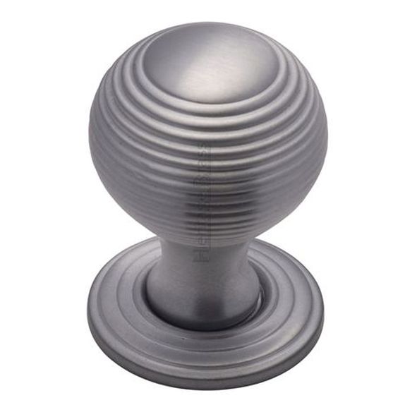 V973 38-SC • 38 x 38 x 48mm • Satin Chrome • Heritage Brass Reeded On Rose Cabinet Knob